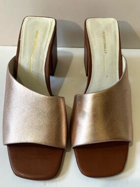 INTENTIONALLY BLANK Metallic Rose Gold Leather Slip On Heels Slides 38/7.5-8